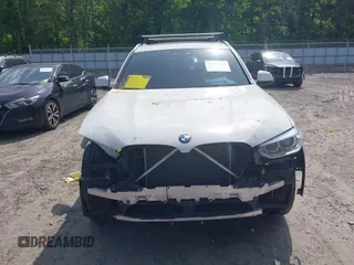 2019 BMW X3 sDrive30i z VIN 5UXTR7C51KLF33271, wystawiony jako IAAI lot #42102581 z przebiegiem 65 344 mil mil oraz . Historia ofert i sprzedaży dostępna na DreamBid. Obrazek 13.