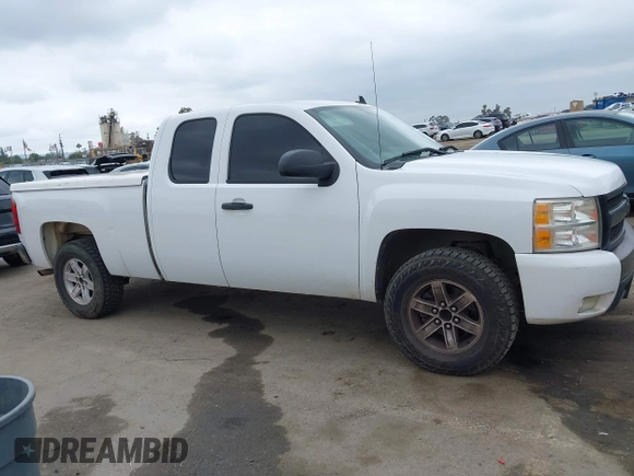 2011 Chevrolet Silverado 1500 LT with VIN 1GCRCSEA5BZ285501, listed as a IAAI auction lot 42194927 with 249,640 mi miles and . Bid and sale history available at DreamBid. Image 13.