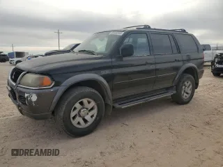 2000 Mitsubishi Montero Sport LS with VIN JA4LS31H9YP007670, listed as a Copart auction lot 86809344 with 239,106 mi miles and Salvage Title. Bid and sale history available at carsss.com. Image 1.