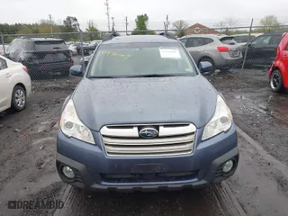 2014 Subaru Outback 2.5i Premium with VIN 4S4BRBCC4E3212594, listed as a IAAI auction lot 41970109 with 167,904 mi miles. Bid and sale history available at carsss.com. Image 12.