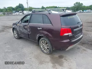2012 Kia Sorento SX with VIN 5XYKWDA2XCG237950, listed as a IAAI auction lot 42576973 with 205,951 mi miles and . Bid and sale history available at DreamBid. Image 3.