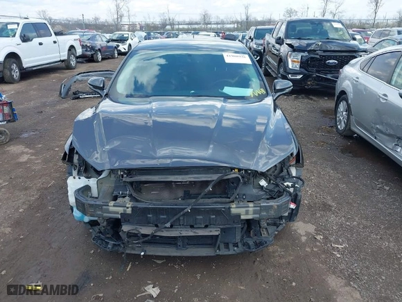 2017 Ford Fusion Energi SE with VIN 3FA6P0PU0HR161156, listed as a IAAI auction lot 41908926 with 81,342 mi miles. Bid and sale history available at carsss.com. Image 13.