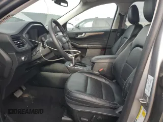 2022 Ford Escape Titanium with VIN 1FMCU9J94NUB02822, listed as a Copart auction lot 53014685 with 35,285 mi miles and Salvage title. Bid and sale history available at DreamBid. Image 7.