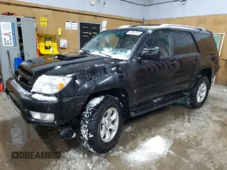 2005 Toyota 4Runner SR5 with VIN JTEBT14R750052002, listed as a Copart auction lot 45894235 with 221,474 mi miles and Clean Title. Bid and sale history available at DreamBid. Image 1.