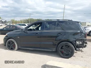 2014 Mercedes-Benz M 63 AMG z VIN 4JGDA7EB5EA320042, wystawiony jako IAAI lot #41798059 z przebiegiem 111 866 mil mil oraz . Historia ofert i sprzedaży dostępna na DreamBid. Obrazek 15.