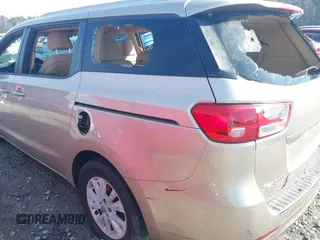 2016 Kia Sedona LX with VIN KNDMB5C13G6093438, listed as a IAAI auction lot 41662704 with 132,343 mi miles. Bid and sale history available at carsss.com. Image 17.