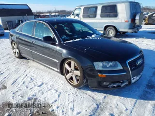 2007 Audi A8 z VIN WAULV44E07N007407, wystawiony jako IAAI lot #41320356 z przebiegiem 117 905 mil mil oraz . Historia ofert i sprzedaży dostępna na DreamBid. Obrazek 1.