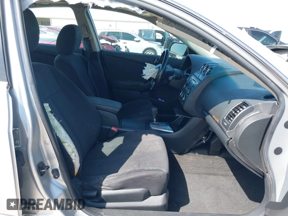 2010 Nissan Altima 2.5 SL with VIN 1N4AL2AP8AN442215, listed as a IAAI auction lot 41772267 with 1 mi miles. Bid and sale history available at carsss.com. Image 5.