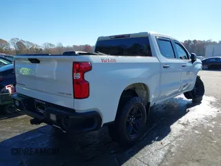 2021 Chevrolet Silverado 1500 Custom Trail Boss with VIN 1GCPYCEF5MZ233265, listed as a IAAI auction lot 37996179 with 47,247 mi miles and . Bid and sale history available at DreamBid. Image 4.
