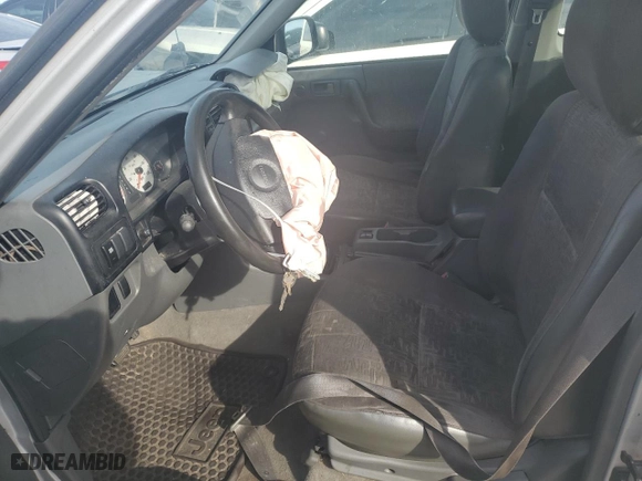 2002 Isuzu Rodeo Sport with VIN 4S2CK57W524323426, listed as a Copart auction lot 42191765 with 112,024 mi miles and Salvage Title. Bid and sale history available at carsss.com. Image 7.