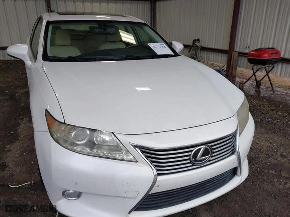 2013 Lexus ES 350 4dr Sdn with VIN JTHBK1GG1D2027096, listed as a IAAI auction lot 41771564 with NaN miles. Bid and sale history available at carsss.com. Image 12.