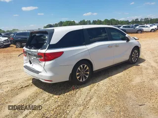 2024 Honda Odyssey EX-L with VIN 5FNRL6H6XRB070789, listed as a IAAI auction lot 41333384 with 6,553 mi miles and . Bid and sale history available at DreamBid. Image 4.