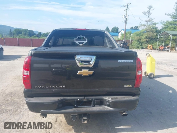 2007 Chevrolet Avalanche LTZ with VIN 3GNFK12367G164433, listed as a IAAI auction lot 42747301 with 163,980 mi miles and . Bid and sale history available at DreamBid. Image 16.