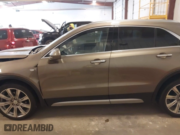 2020 Cadillac XT4 AWD Premium Luxury with VIN 1GYFZDR44LF068018, listed as a IAAI auction lot 41990967 with 11,800 mi miles and . Bid and sale history available at DreamBid. Image 14.