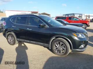 2016 Nissan Rogue SV with VIN 5N1AT2MT7GC877620, listed as a IAAI auction lot 41804050 with 31,810 mi miles. Bid and sale history available at carsss.com. Image 1.