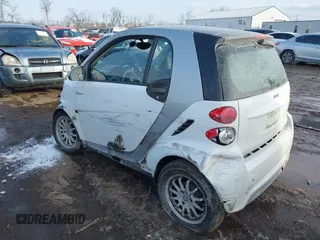 2013 Smart fortwo Pure with VIN WMEEJ3BA7DK596875, listed as a IAAI auction lot 41601623 with 1 mi miles. Bid and sale history available at carsss.com. Image 3.