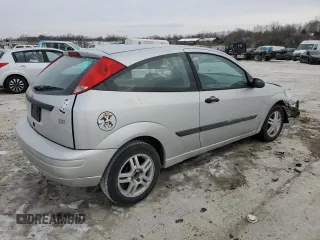 2004 Ford Focus ZX3 with VIN 3FAFP31324R124430, listed as a Copart auction lot 41937175 with 132,169 mi miles and Salvage Title. Bid and sale history available at carsss.com. Image 3.