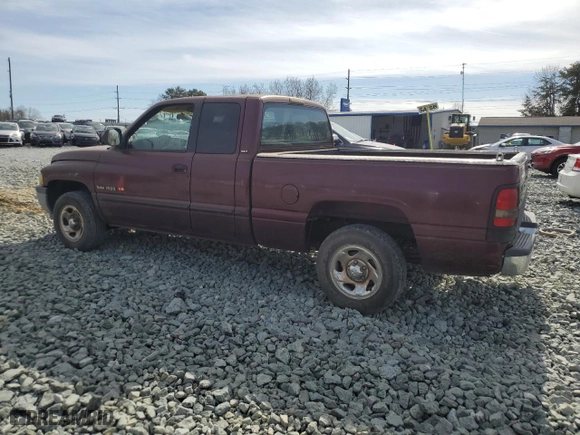2000 Dodge Ram 1500 with VIN 1B7HC13Y4YJ104983, listed as a Copart auction lot 45980265 with 164,727 mi miles and Clean Title. Bid and sale history available at carsss.com. Image 2.