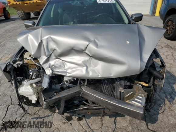 2008 Mercury Milan Premier with VIN 3MEHM08Z28R633619, listed as a Copart auction lot 84445744 with 170,147 mi miles and Salvage title. Bid and sale history available at DreamBid. Image 13.