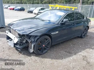 2017 Jaguar XE 35t Premium with VIN SAJAJ4BV8HA966475, listed as a IAAI auction lot 41939120 with 100,356 mi miles. Bid and sale history available at carsss.com. Image 18.