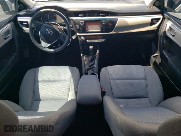 2016 Toyota Corolla L z VIN 5YFBURHE5GP516744, wystawiony jako Copart lot #56252835 z przebiegiem 122 338 mil mil oraz Szkoda całkowita • Salvage title. Historia ofert i sprzedaży dostępna na DreamBid. Obrazek 8.