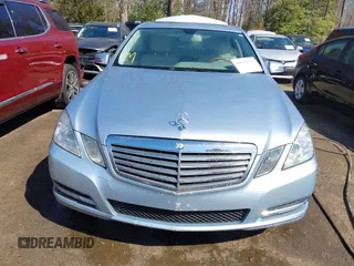 2013 Mercedes-Benz E-Class E 350 Luxury with VIN WDDHF8JB5DA673534, listed as a IAAI auction lot 41699534 with 120,173 mi miles. Bid and sale history available at carsss.com. Image 12.