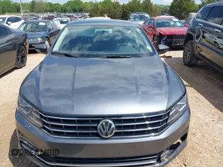 2018 Volkswagen Passat S z VIN 1VWAA7A32JC022159, wystawiony jako IAAI lot #41988875 z przebiegiem 121 598 mil mil oraz . Historia ofert i sprzedaży dostępna na DreamBid. Obrazek 12.