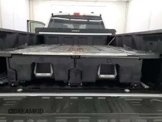 2023 Ford F-350 z VIN 1FT8W3BA7PED76510, wystawiony jako Copart lot #82895064 z przebiegiem 26 656 mil mil oraz Szkoda całkowita • Salvage title. Historia ofert i sprzedaży dostępna na DreamBid. Obrazek 10.