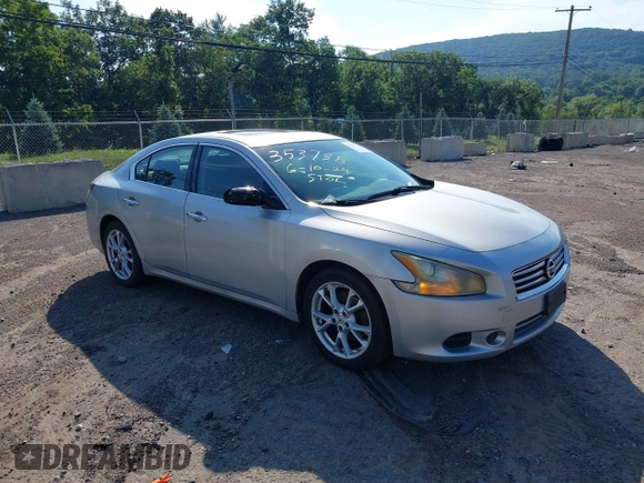 2014 Nissan Maxima SV with VIN 1N4AA5AP3EC481223, listed as a IAAI auction lot 39807318 with 106,882 mi miles and . Bid and sale history available at DreamBid. Image 1.