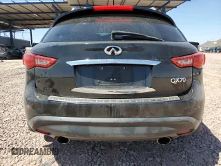 2015 Infiniti QX70 z VIN JN8CS1MW9FM481836, wystawiony jako Copart lot #57801425 z przebiegiem 130 011 mil mil oraz Szkoda całkowita • Salvage title. Historia ofert i sprzedaży dostępna na DreamBid. Obrazek 6.