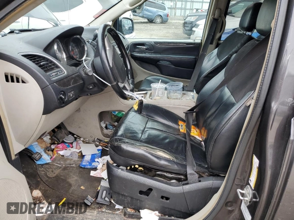 2016 Chrysler Town & Country Limited Platinum with VIN 2C4RC1GG9GR239750, listed as a Copart auction lot 47394415 with 156,273 mi miles and Salvage Title. Bid and sale history available at carsss.com. Image 7.
