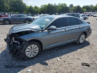 2020 Volkswagen Jetta S z VIN 3VWC57BU6LM106684, wystawiony jako Copart lot #63572325 z przebiegiem 39 164 mil mil oraz Szkoda całkowita • Salvage title. Historia ofert i sprzedaży dostępna na DreamBid. Obrazek 1.