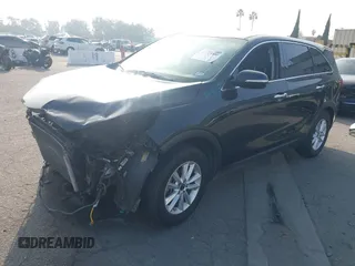 2019 Kia Sorento LX with VIN 5XYPG4A30KG583001, listed as a IAAI auction lot 41225400 with 77,881 mi miles. Bid and sale history available at carsss.com. Image 18.