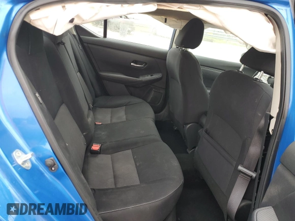 2021 Nissan Sentra SV z VIN 3N1AB8CV4MY316407, wystawiony jako Copart lot #54265655 z przebiegiem 61 346 mil mil oraz Szkoda całkowita • Salvage title. Historia ofert i sprzedaży dostępna na DreamBid. Obrazek 10.