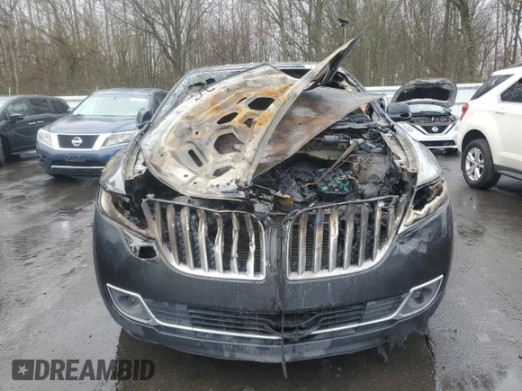 2013 Lincoln MKX with VIN 2LMDJ8JK7DBL00846, listed as a Copart auction lot 51838655 with 0 mi miles and Salvage Title. Bid and sale history available at carsss.com. Image 5.