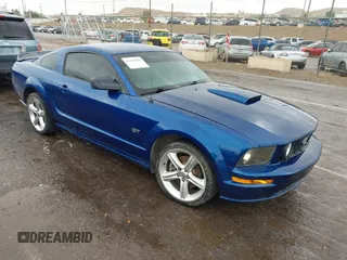 2007 Ford Mustang GT Deluxe with VIN 1ZVHT82H375251598, listed as a IAAI auction lot 42336054 with 137,875 mi miles and . Bid and sale history available at DreamBid. Image 1.