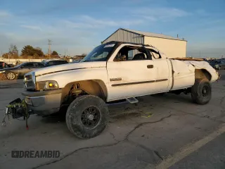 2001 Dodge Ram 2500 with VIN 3B7KF236X1G750022, listed as a Copart auction lot 85817554 with 138,699 mi miles and Salvage Title. Bid and sale history available at carsss.com. Image 1.