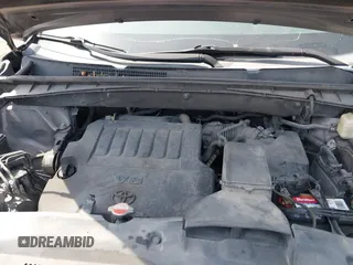 2016 Toyota Highlander LE Plus z VIN 5TDZKRFH0GS177710, wystawiony jako IAAI lot #41925612 z przebiegiem 134 357 mil mil oraz . Historia ofert i sprzedaży dostępna na DreamBid. Obrazek 10.