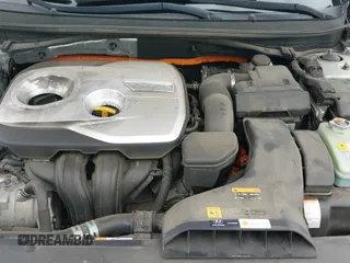 2018 Hyundai Sonata SE с VIN KMHE24L34JA079581, выставлен на аукционе IAAI как лот 42062111 с пробегом 75 827 миль миль и . История ставок и продаж доступна на DreamBid. Изображение 19.