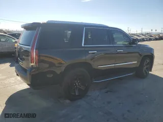 2020 Cadillac Escalade Luxury with VIN 1GYS4BKJ4LR302576, listed as a Copart auction lot 68117724 with 0 mi miles and Salvage Title. Bid and sale history available at carsss.com. Image 3.