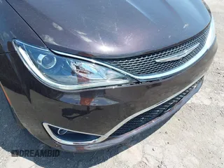 2017 Chrysler Pacifica Limited with VIN 2C4RC1GG7HR525064, listed as a IAAI auction lot 42572835 with 205,452 mi miles and . Bid and sale history available at DreamBid. Image 6.