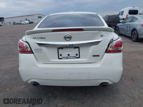 2015 Nissan Altima S with VIN 1N4AL3AP4FC568306, listed as a IAAI auction lot 41683484 with 223,450 mi miles and . Bid and sale history available at DreamBid. Image 16.