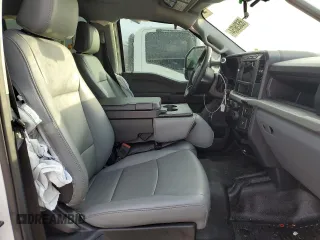 2024 Ford F-350 z VIN 1FT8W3BA0REC09540, wystawiony jako Copart lot #85826054 z przebiegiem 6 650 mil mil oraz Szkoda całkowita • Salvage title. Historia ofert i sprzedaży dostępna na DreamBid. Obrazek 5.