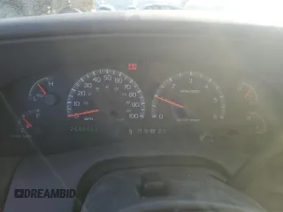 2002 Ford F-150 XL with VIN 1FTRX17L42KD35973, listed as a Copart auction lot 89121325 with 258,895 mi miles and Salvage title. Bid and sale history available at DreamBid. Image 9.