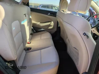 2018 Hyundai Tucson SEL z VIN KM8J3CA44JU636389, wystawiony jako Copart lot #53096545 z przebiegiem 66 430 mil mil oraz Tytuł czysty. Historia ofert i sprzedaży dostępna na DreamBid. Obrazek 10.
