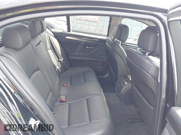 2013 BMW 5 Series 528i with VIN WBAXG5C52DDY32806, listed as a IAAI auction lot 41933388 with 92,360 mi miles and . Bid and sale history available at carsss.com. Image 8.