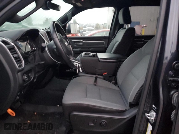 2021 Ram 1500 Big Horn z VIN 1C6RREFM9MN712074, wystawiony jako Copart lot #87685655 z przebiegiem 33 312 mil mil oraz Szkoda całkowita • Salvage title. Historia ofert i sprzedaży dostępna na DreamBid. Obrazek 7.