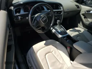 2011 Audi A5 Premium Plus z VIN WAUJFAFH2BN002714, wystawiony jako Copart lot #59365435 z przebiegiem 132 462 mil mil oraz Szkoda całkowita • Salvage title. Historia ofert i sprzedaży dostępna na DreamBid. Obrazek 8.