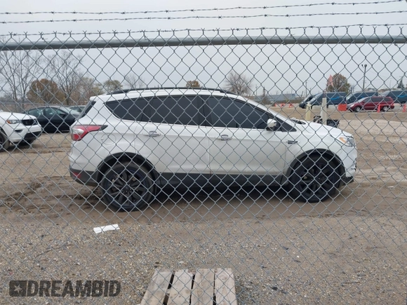 2017 Ford Escape SE with VIN 1FMCU0G94HUA55492, listed as a IAAI auction lot 40881436 with 168,481 mi miles and . Bid and sale history available at carsss.com. Image 13.