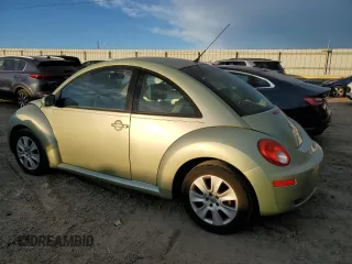 2009 Volkswagen New Beetle Coupe S with VIN 3VWPW31C99M513021, listed as a Copart auction lot 83521914 with 82,850 mi miles and Clean Title. Bid and sale history available at carsss.com. Image 2.